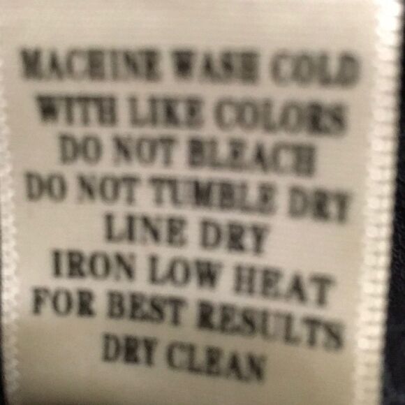 NWT Super Cute Ruffled Sweatshirt. - Picture 3 of 8